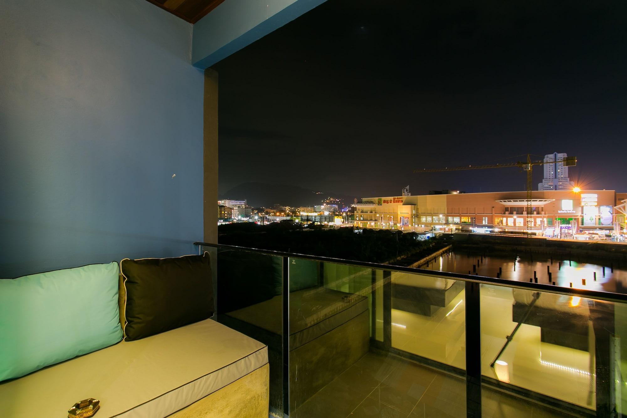The House Patong Hotel Exterior foto